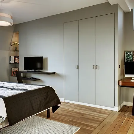 Saint Martin's Apartment Paris