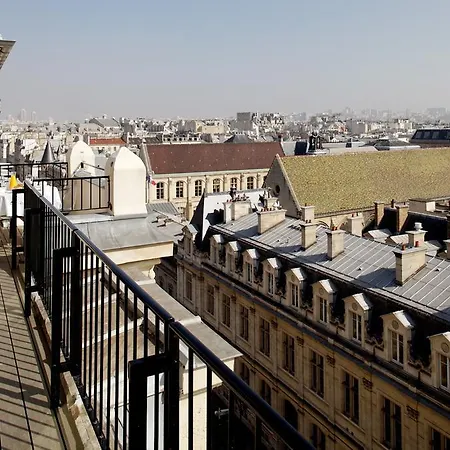 Saint Martin's * Paris